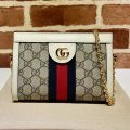 GUCCI 602676 g2