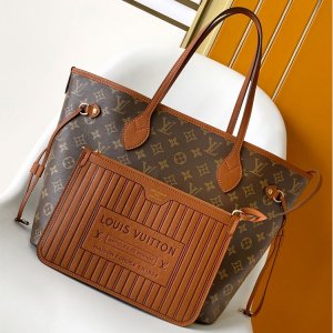 Louis Vuitton M12061 g3