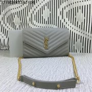 Yves Saint Laurent 377828 g5