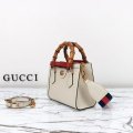 GUCCI 702732 g4