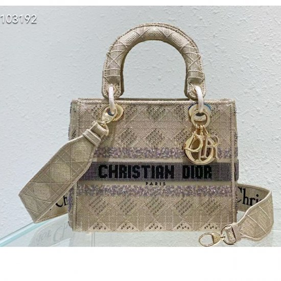 Christian Dior 103192 g1 - Haga un click en la imagen para cerrar