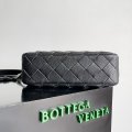 BOTTEGA VENETA 755925 g1