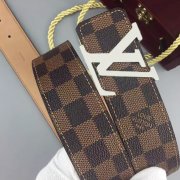 Cinturones Louis Vuitton s1