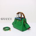 GUCCI 702732 g3