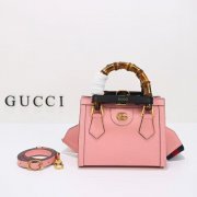 GUCCI 702732 g1