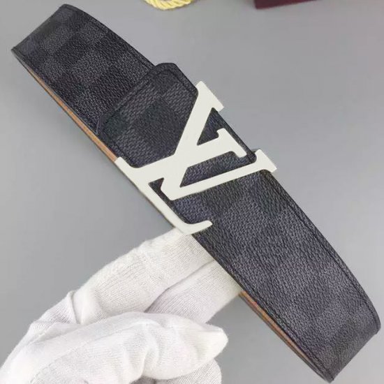 Cinturones Louis Vuitton s3 - Haga un click en la imagen para cerrar