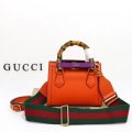 GUCCI 702732 g2