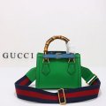 GUCCI 702732 g3