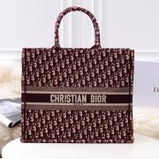 Christian Dior g19