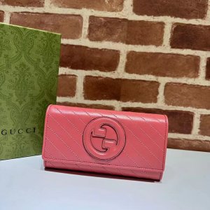 GUCCI 760302 g1