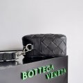 BOTTEGA VENETA 755925 g1