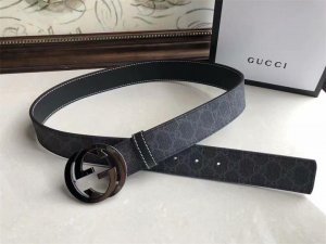 Cinturones GUCCI s36