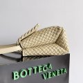 BOTTEGA VENETA 776783 g1