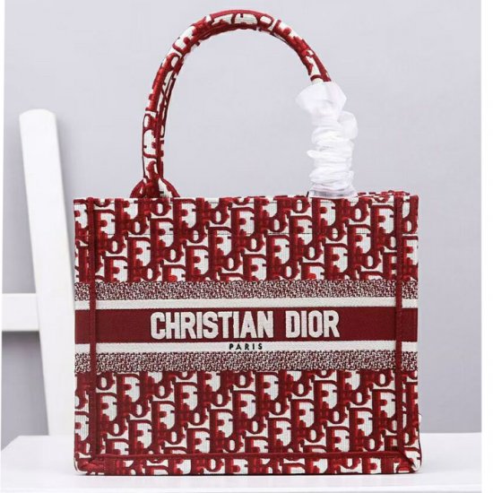 Christian Dior 102976 g2 - Haga un click en la imagen para cerrar