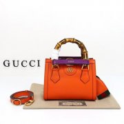 GUCCI 702732 g2