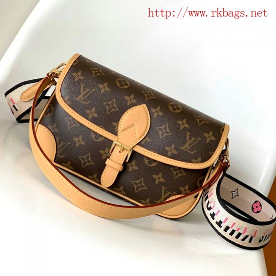 Louis Vuitton M45985 g1 - Haga un click en la imagen para cerrar