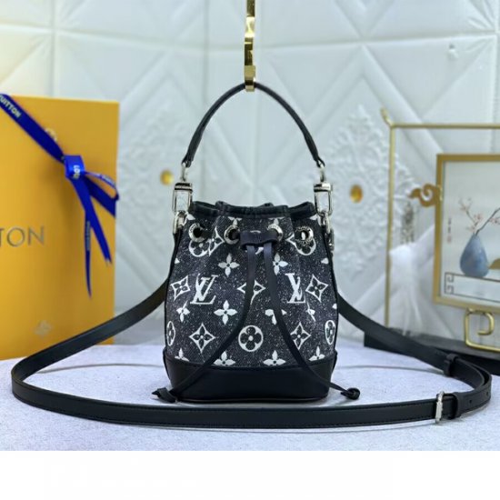 Louis Vuitton M46449 g3 - Haga un click en la imagen para cerrar