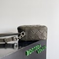 BOTTEGA VENETA 755925 g2