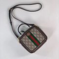 GUCCI 772751 g2